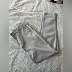 Lululemon Commission Slim Fit Woven Air Pant 33 x 32